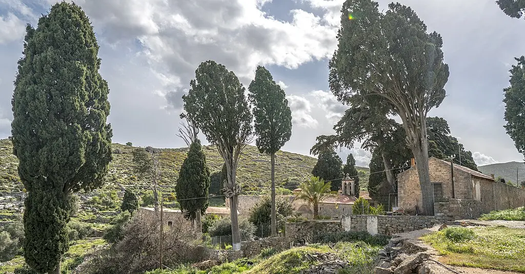 areti-monastery-sypresser-karydi
